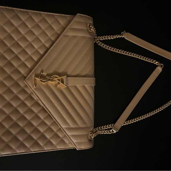 YSL MEDIUM ENVELOPE IN QUILTED GRAIN DE POUDRE LEATHER - Picture 3 of 6